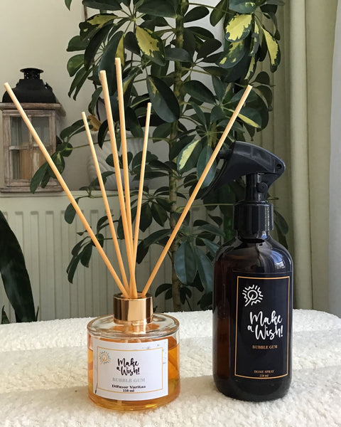 Pack "Donde hay amor, hay hogar": 1 Home spray 250 ML + 1 Difusor varitas 150 ml + 6 varitas de ratán + 1 muestra de regalo